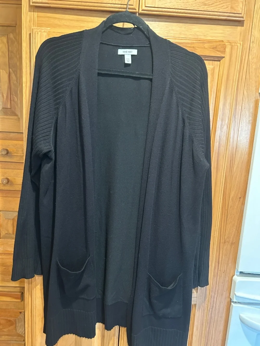 Nine West classic black cardigan with two front pockets - Picture 1 of 7